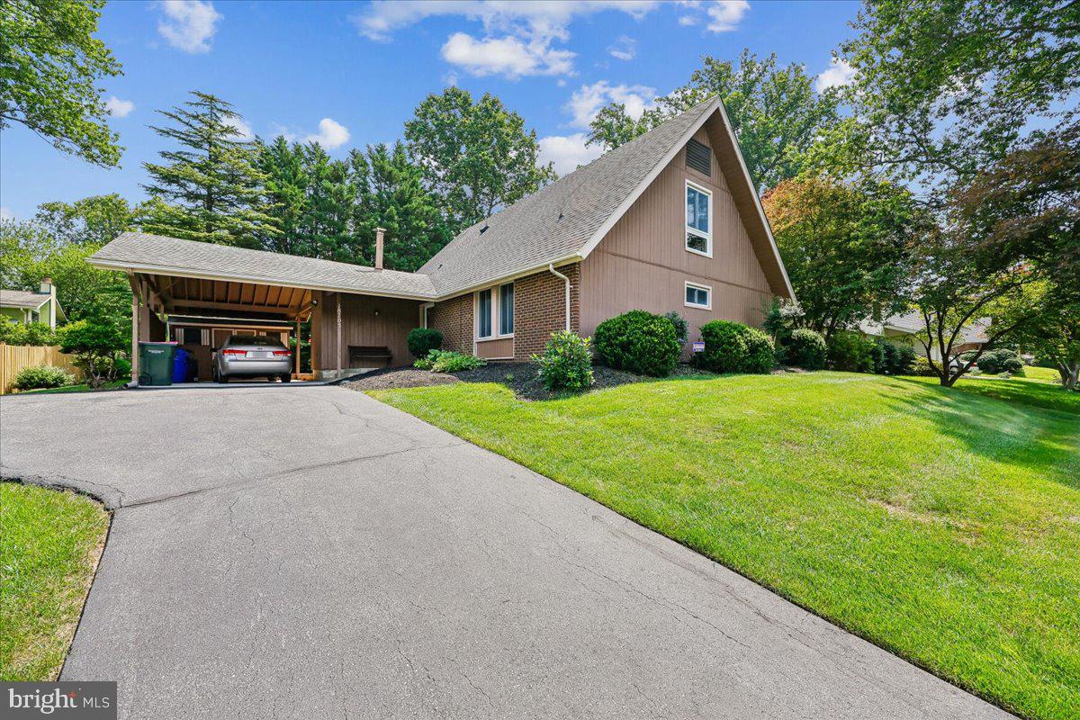 18705 Heritage Hills Dr — photo