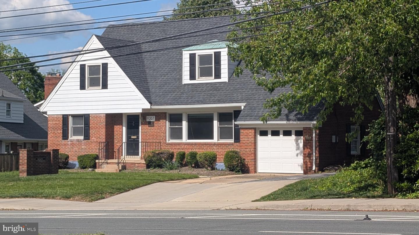 9207 Old Georgetown Rd — photo