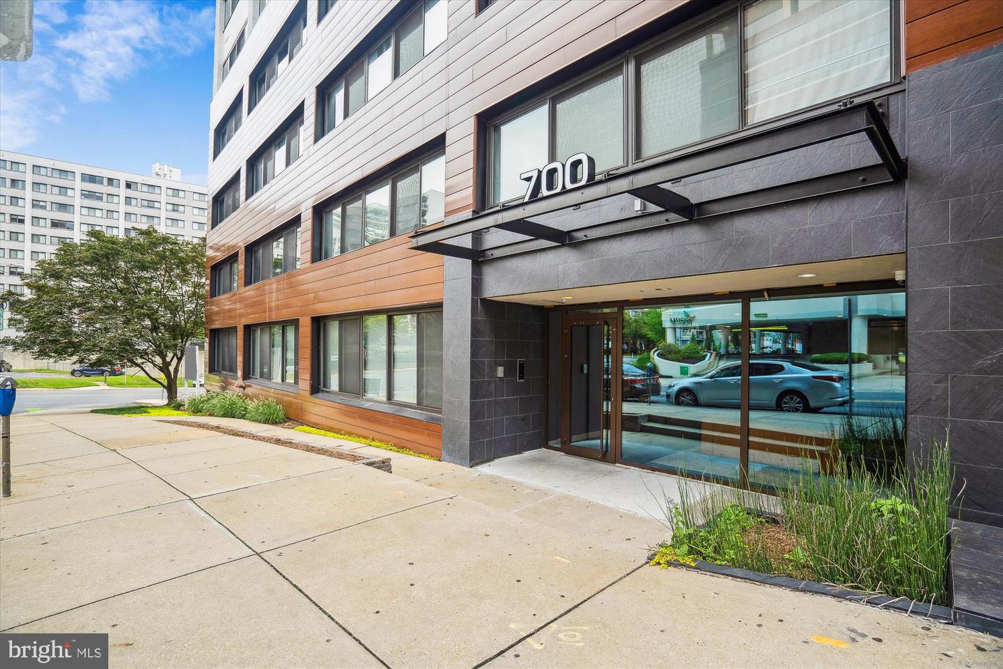 700 ROEDER ROAD #401, SILVER SPRING MD 20910 — photo 2