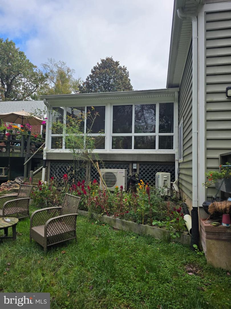 401 Stonington Road, Silver Spring, MD 20902 — photo 2