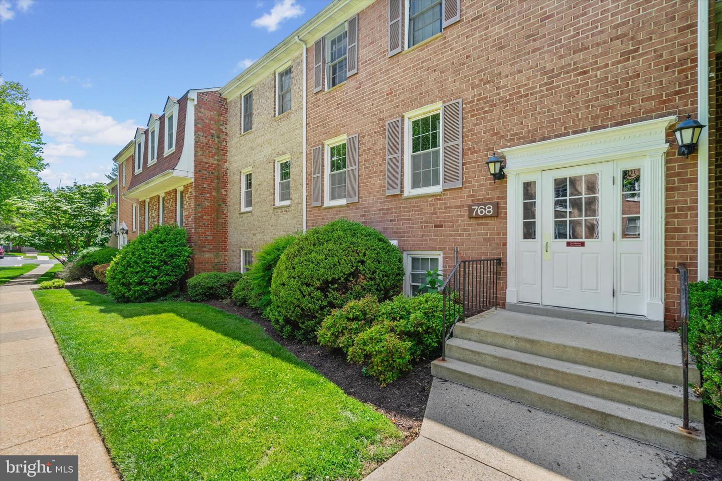 768 Quince Orchard Blvd #768-202 — photo