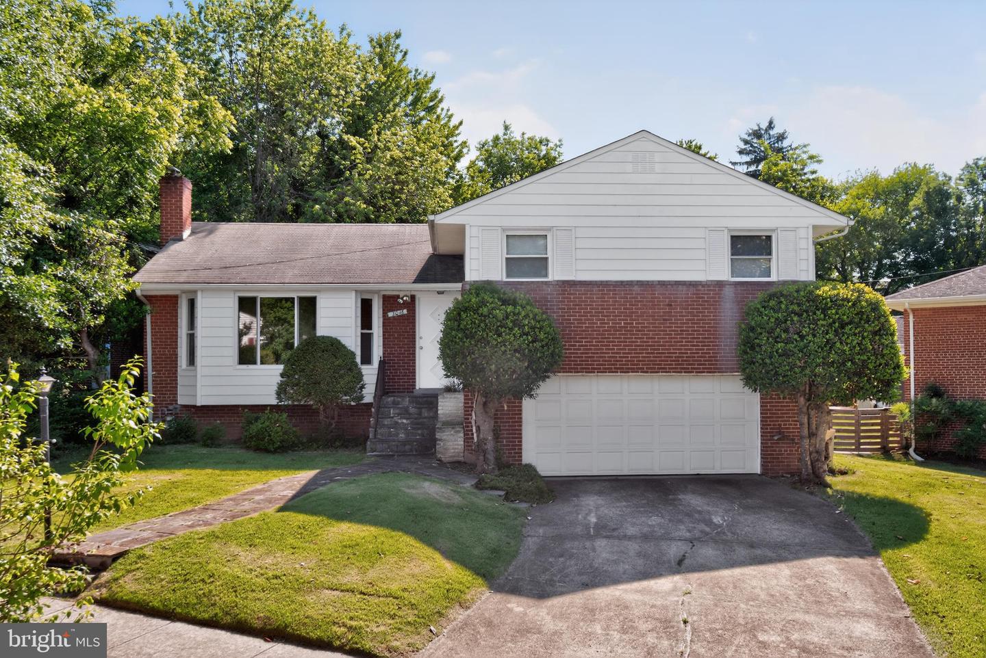 2016 CASCADE ROAD, SILVER SPRING MD 20902 — photo 3