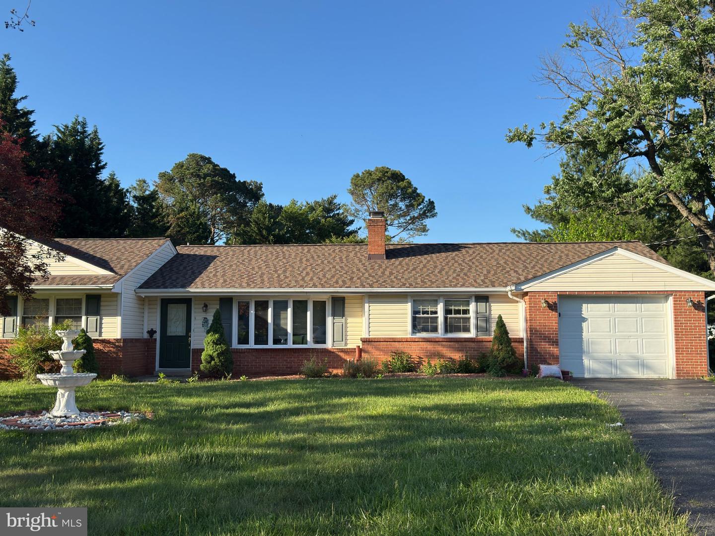24109 Doreen Dr — photo