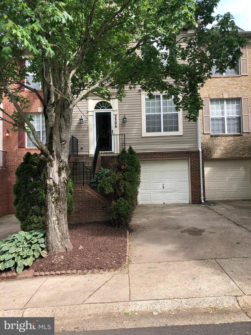 2306 Cold Meadow Way — photo