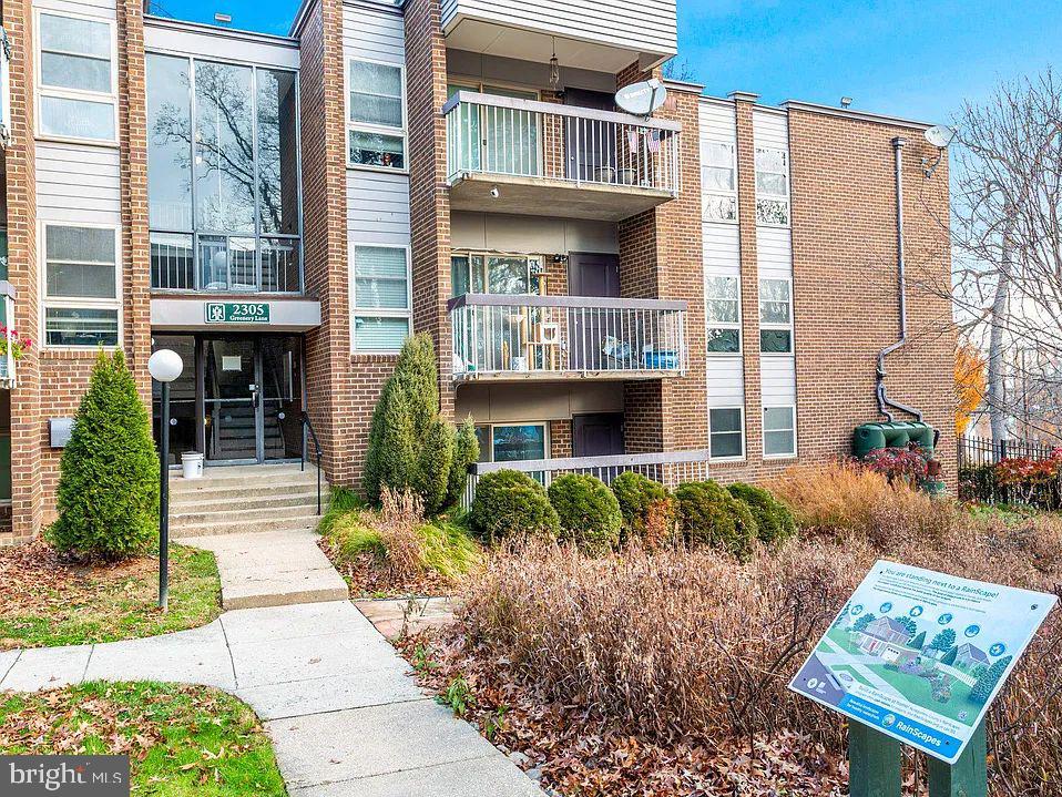 2305 Greenery Ln #102-3 — photo