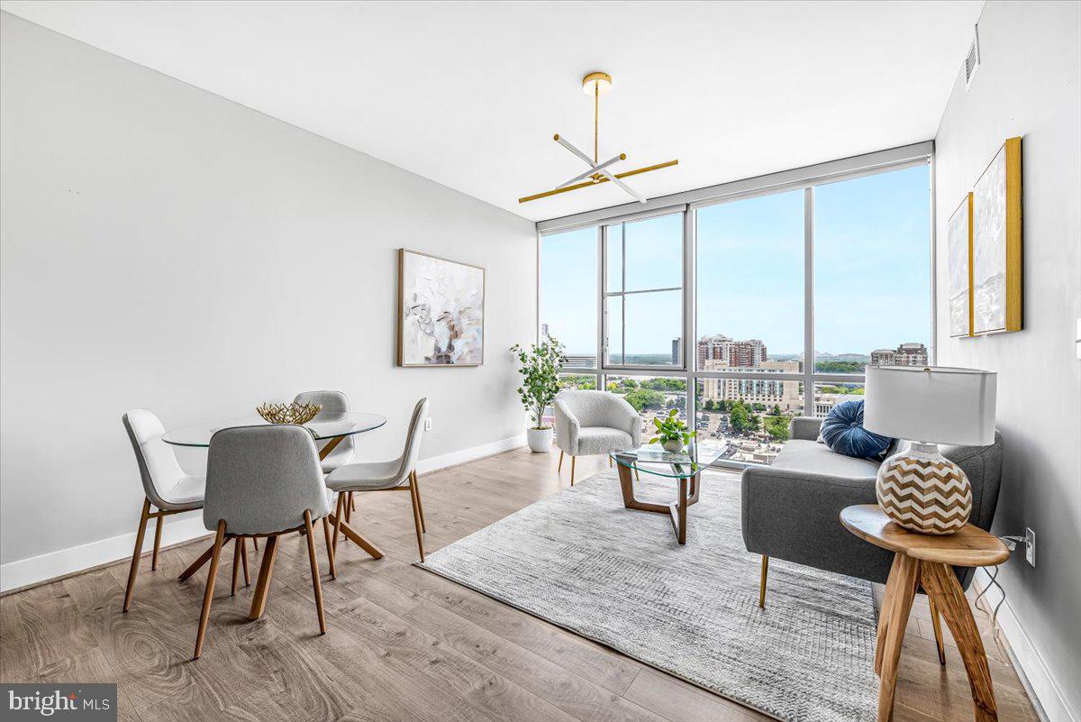 930 Rose Ave #1802 — photo