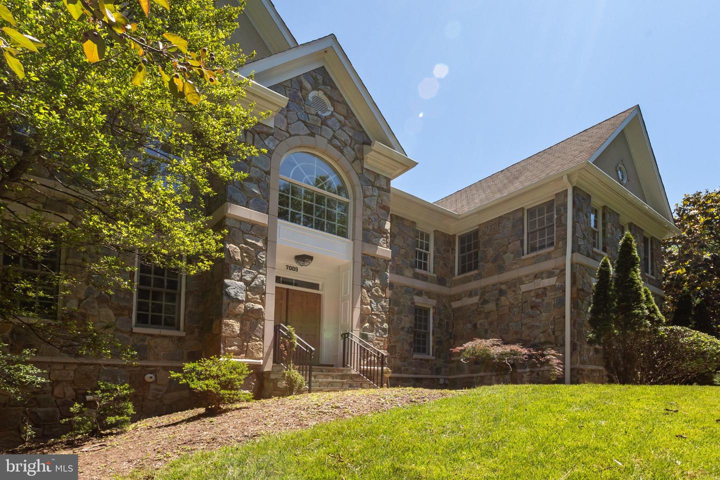 7009 Persimmon Tree Rd — photo