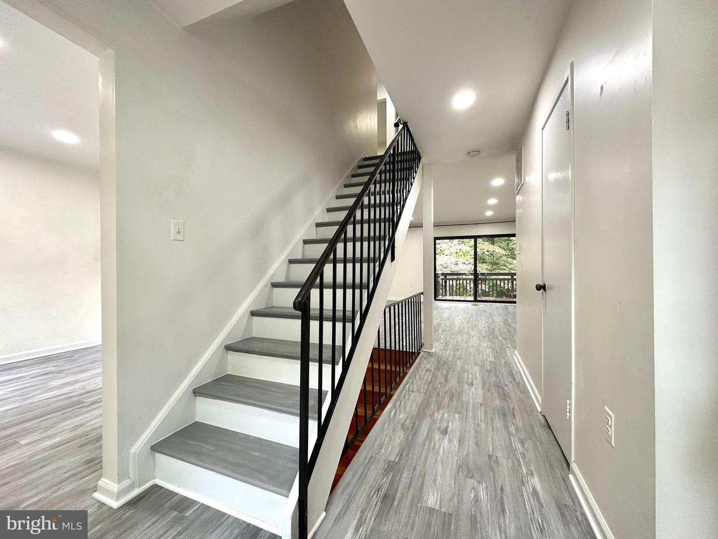 8119 Inverness Ridge Road, Potomac, MD 20854 — photo 2