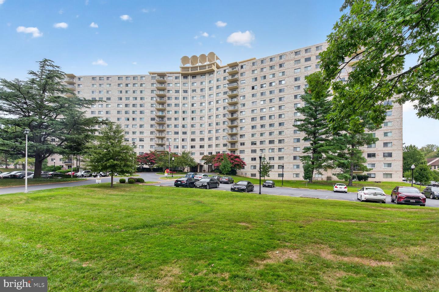 1111 University Blvd W #909-a — photo