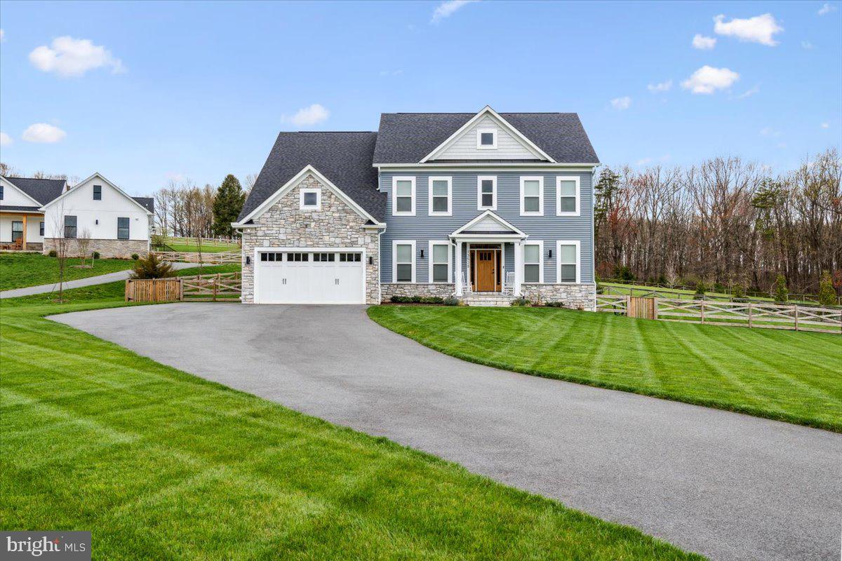 11027 Locust Dr — photo
