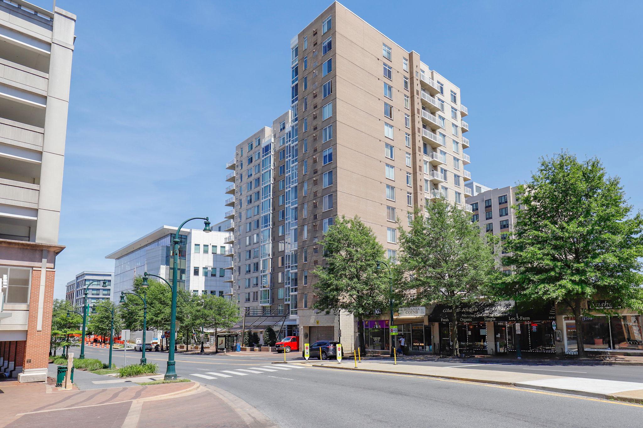 930 Wayne Ave #201 — photo