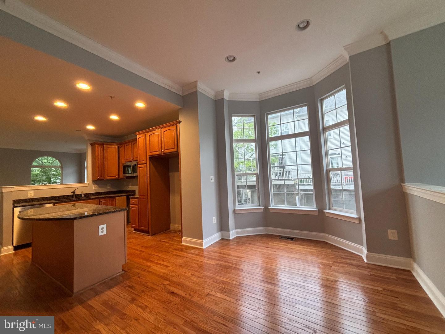 23510 Gardenside Pl — photo