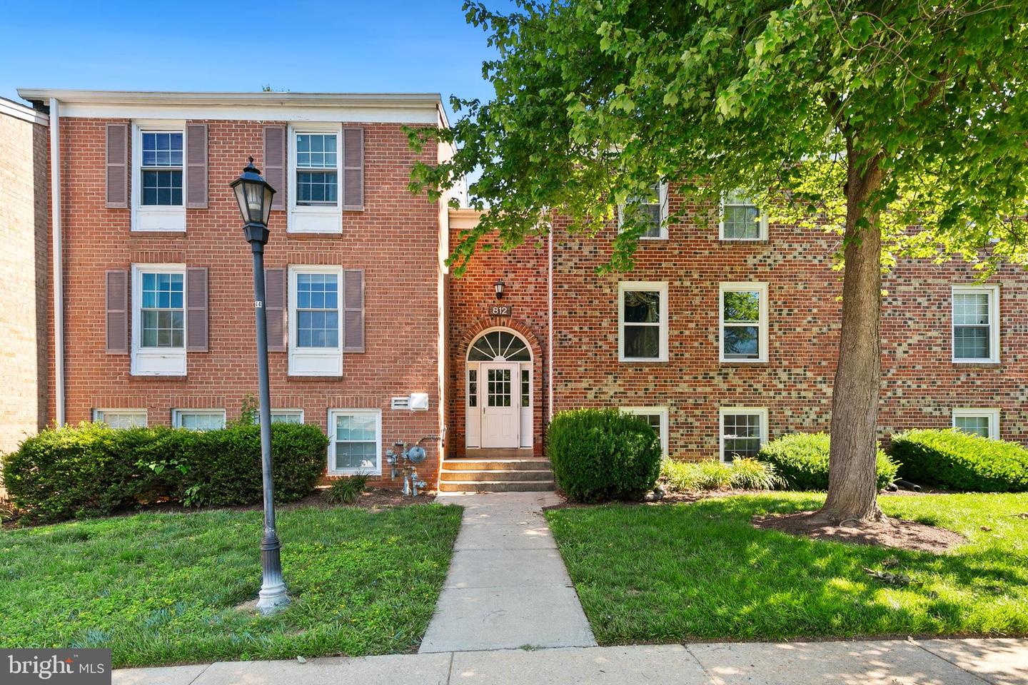 812 Quince Orchard Blvd #T2 — photo