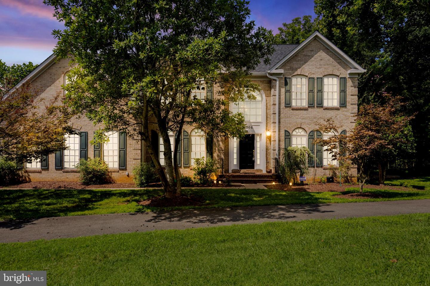 15004 Quince Orchard — photo
