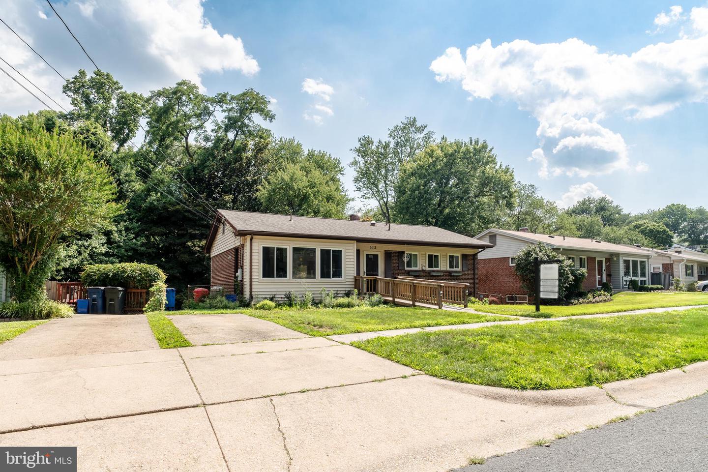 512 Waterford Road, Silver Spring, MD 20901 — photo 2