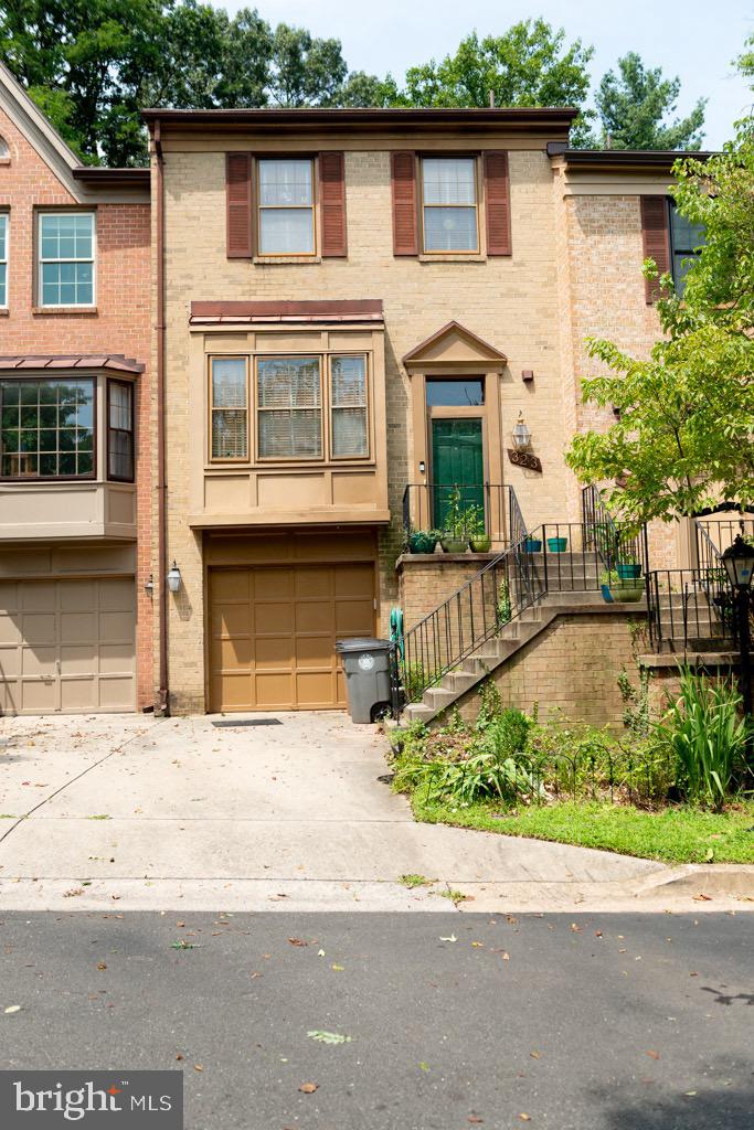 323 Lynn Manor Dr — photo
