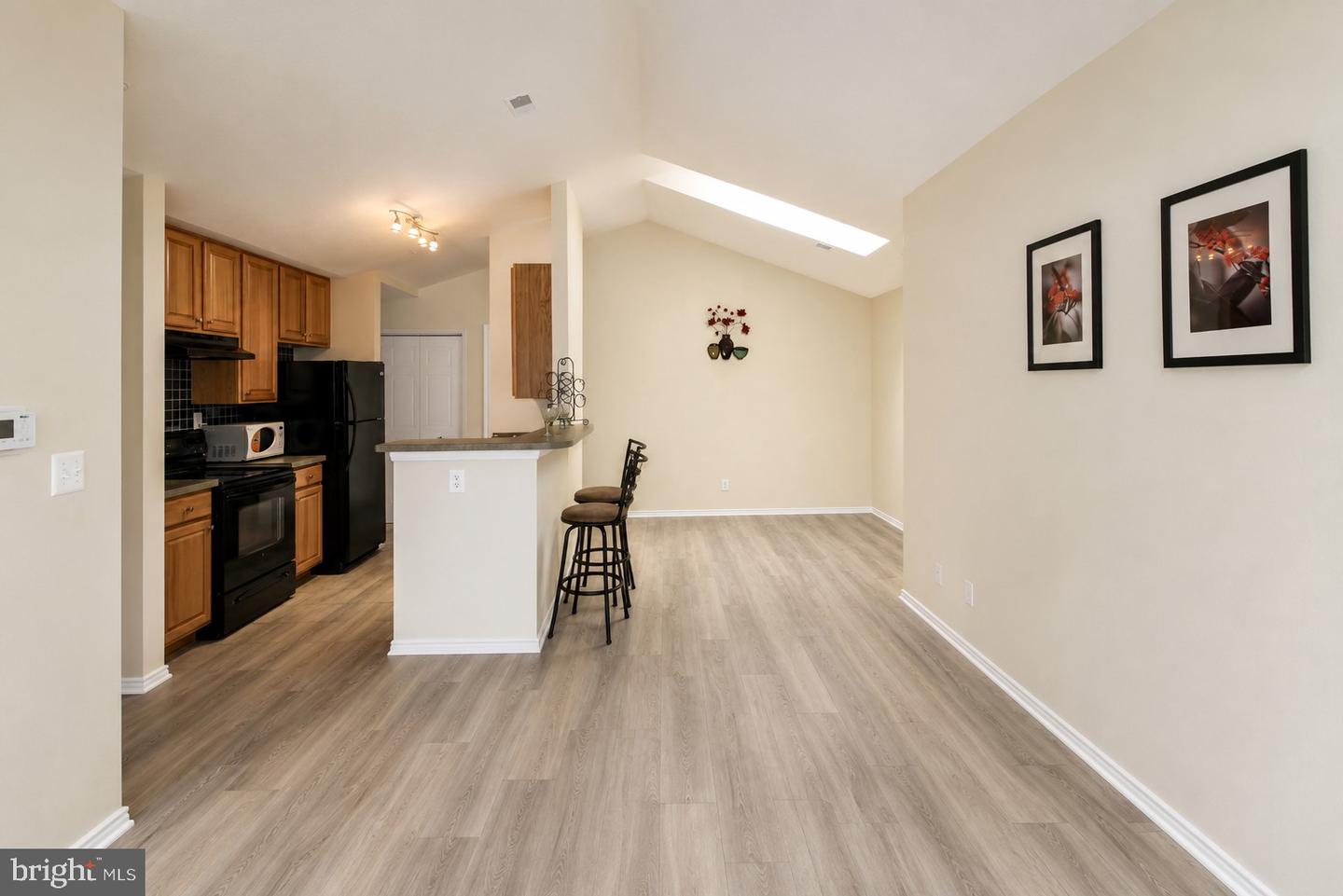 18501 Fairlight Dr #330-64 — photo