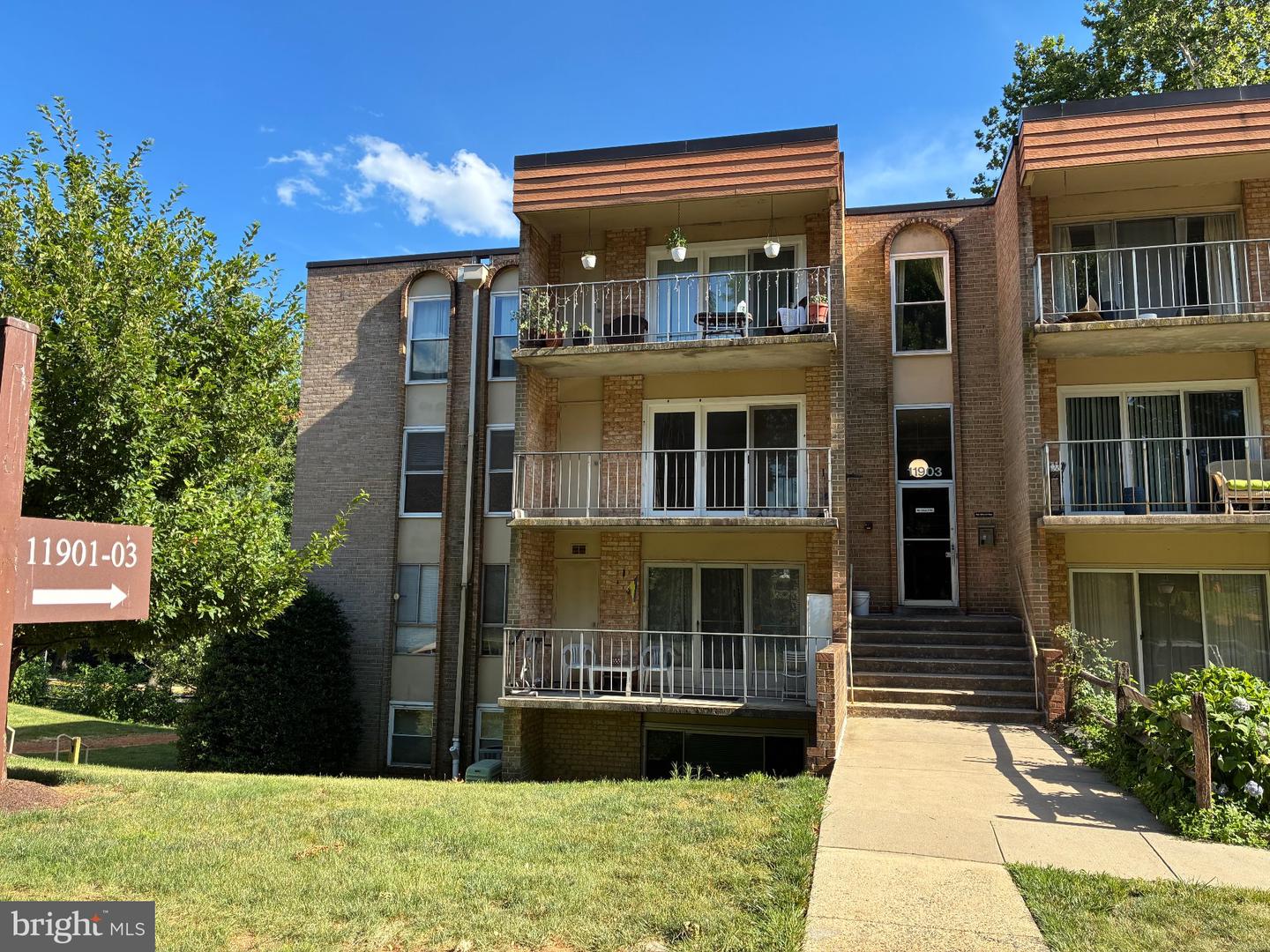 11903 Parklawn Dr #102 — photo