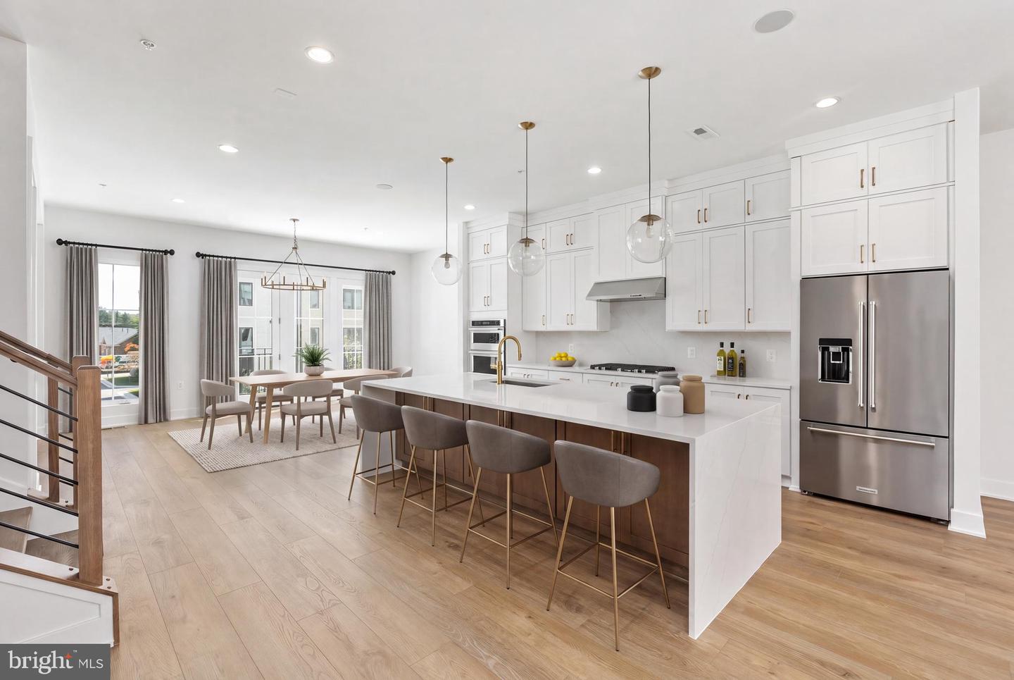 8605 Erdem Pl — photo