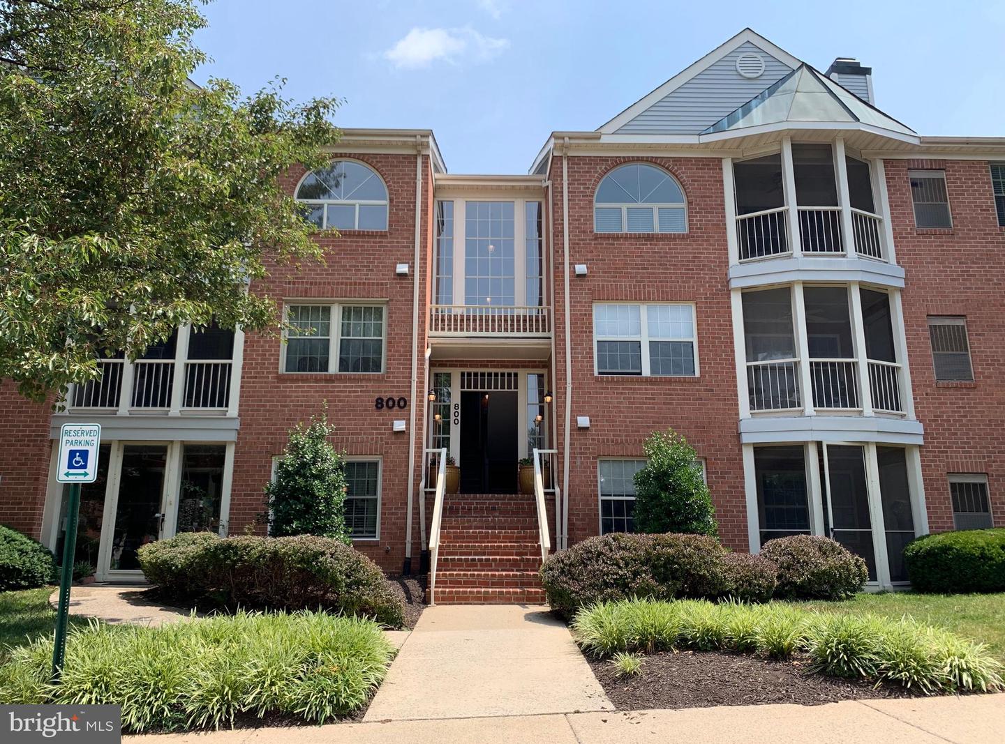 800 Amber Tree Ct #103 — photo