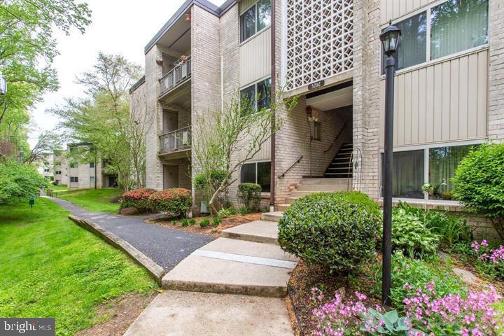 5202 Crossfield Ct #126 — photo
