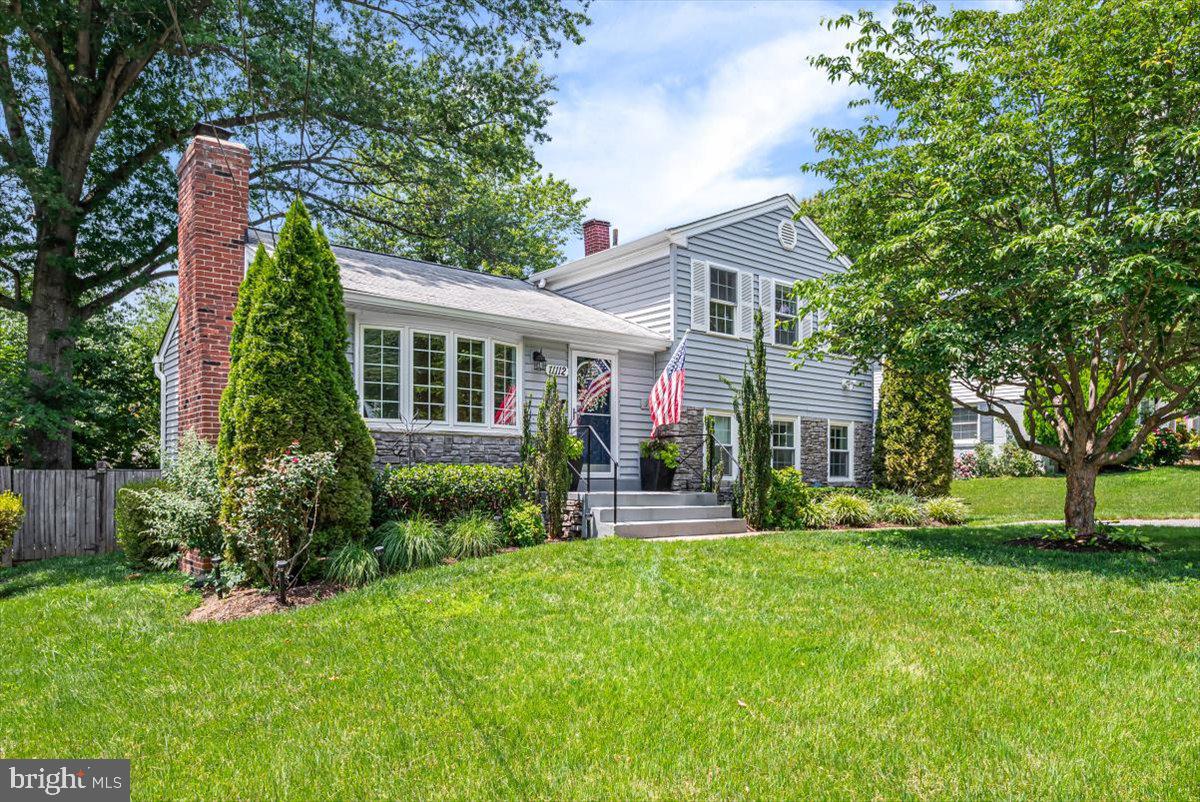11112 Woodson Ave — photo