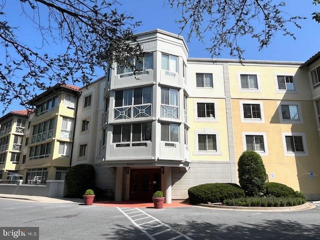 14805 Pennfield Cir #307 — photo