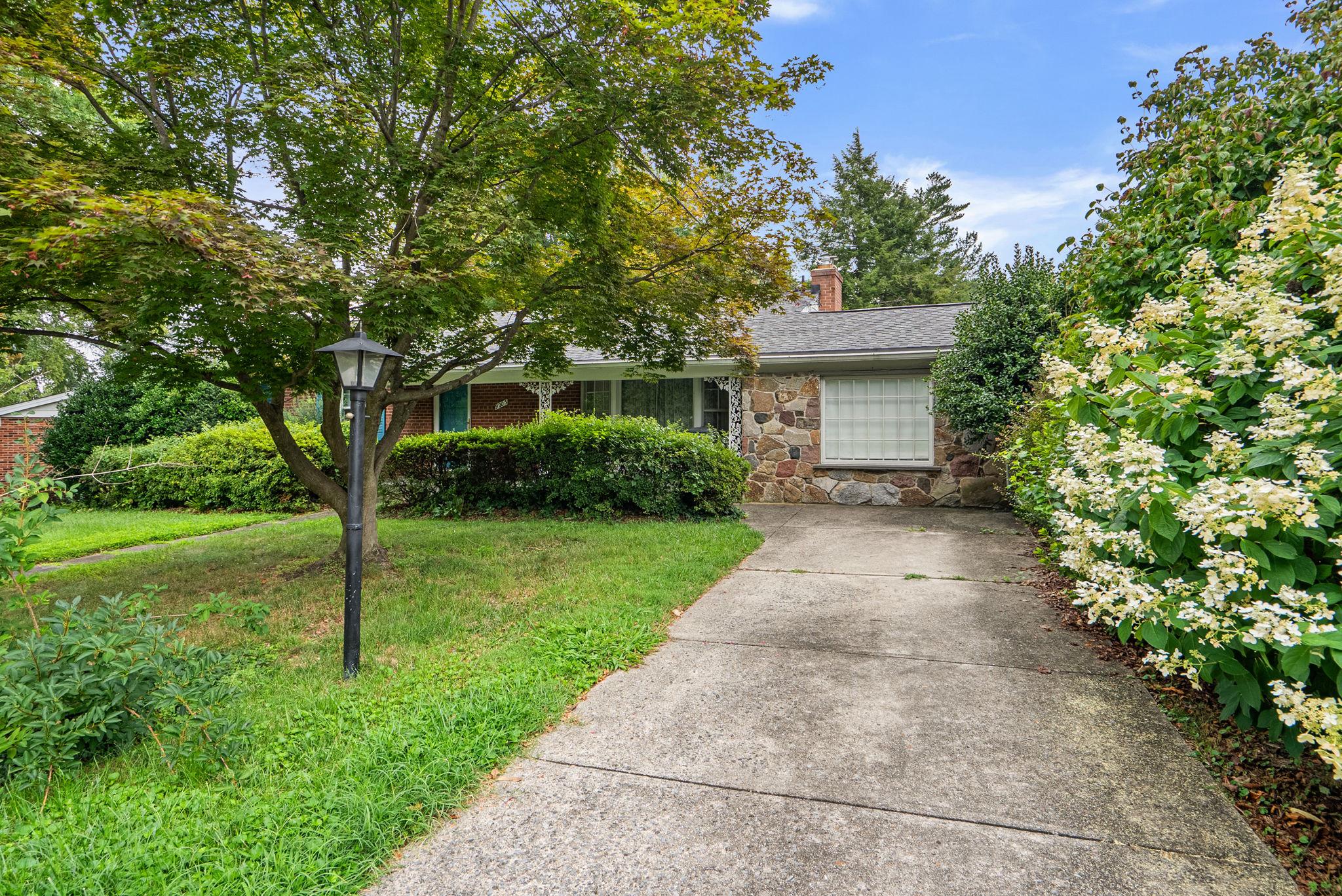 9203 Watson Road, Silver Spring, MD 20910 — photo 3