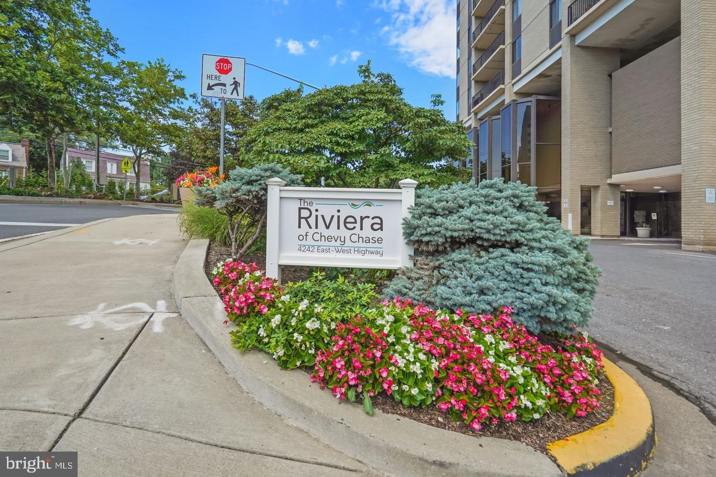 4242 East-West Hwy #809 — photo