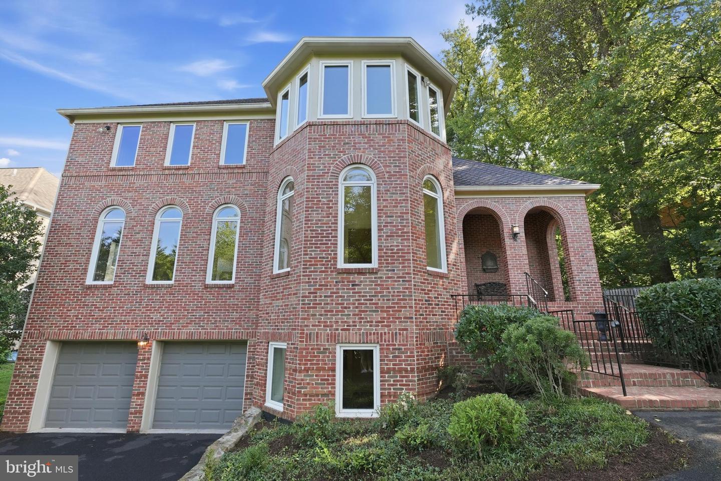 6505 River Rd — photo