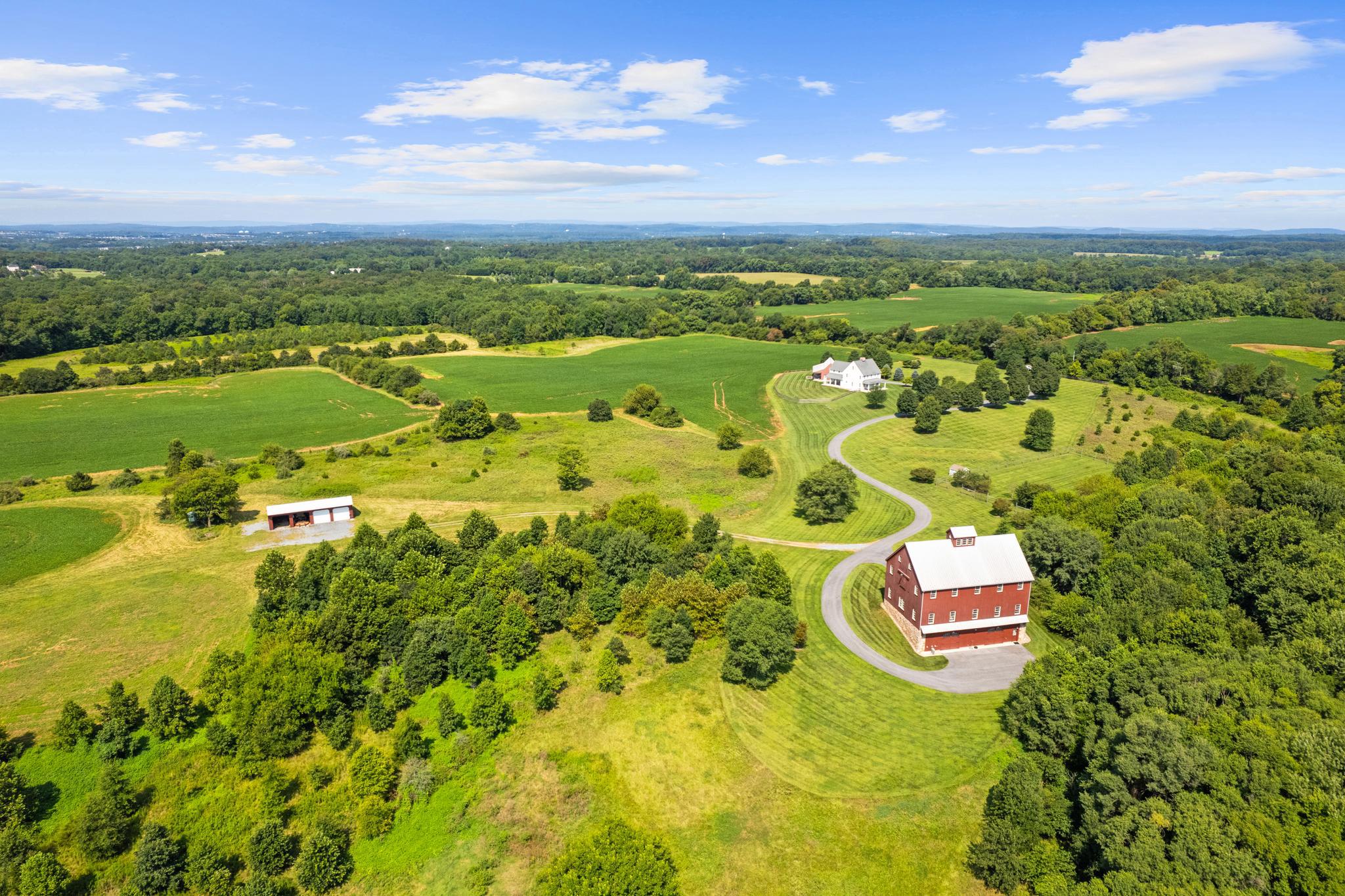 21100 W Offutt Road, Poolesville, MD 20837 — photo 2