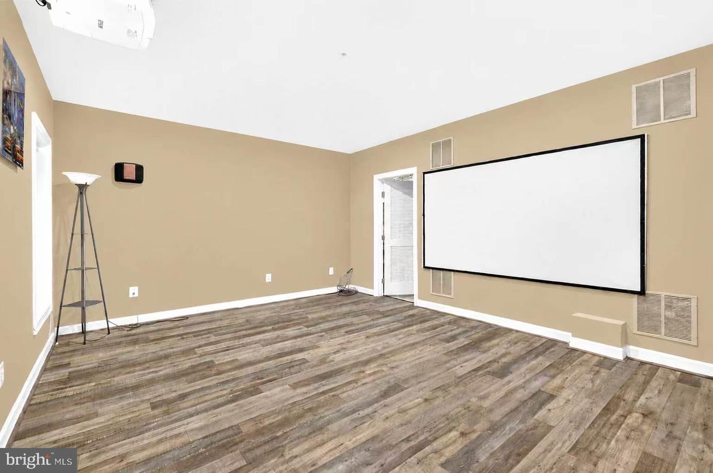 23218 Robin Song Dr — photo