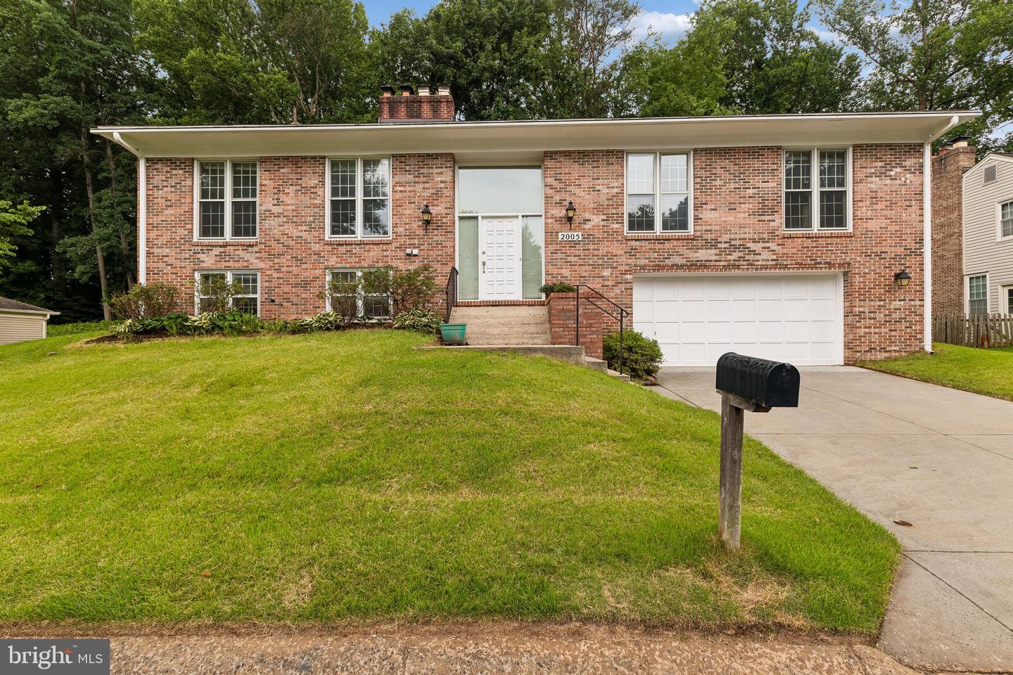 2005 Alabaster Drive, Silver Spring, MD 20904 — photo 2