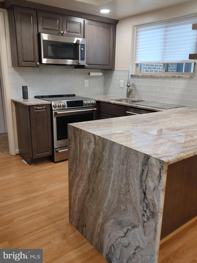 3576 Chiswick Ct #34-2C — photo