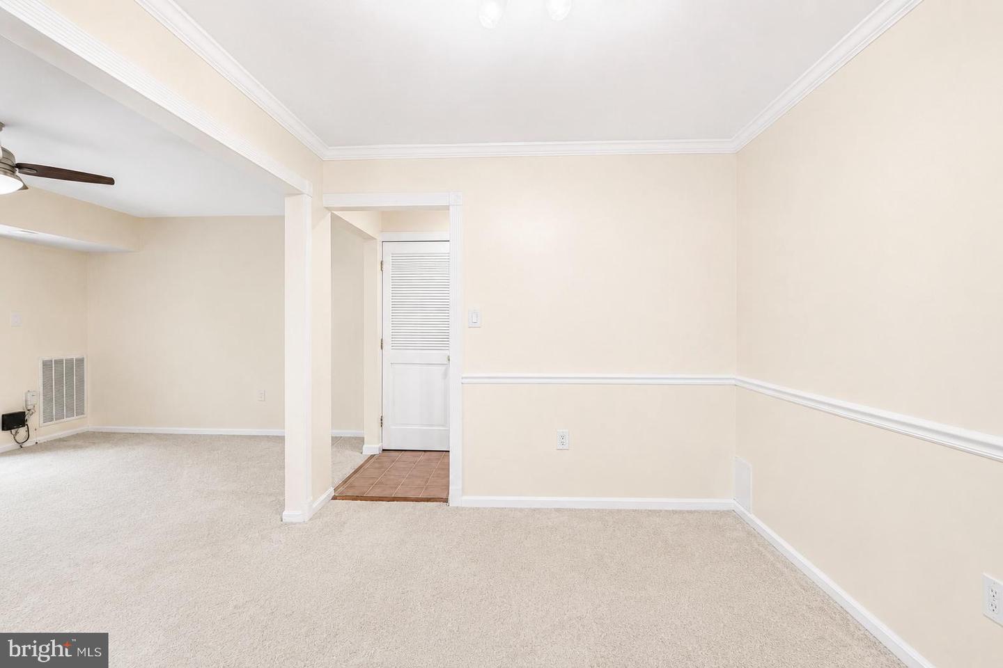 872 College Pkwy #301 — photo