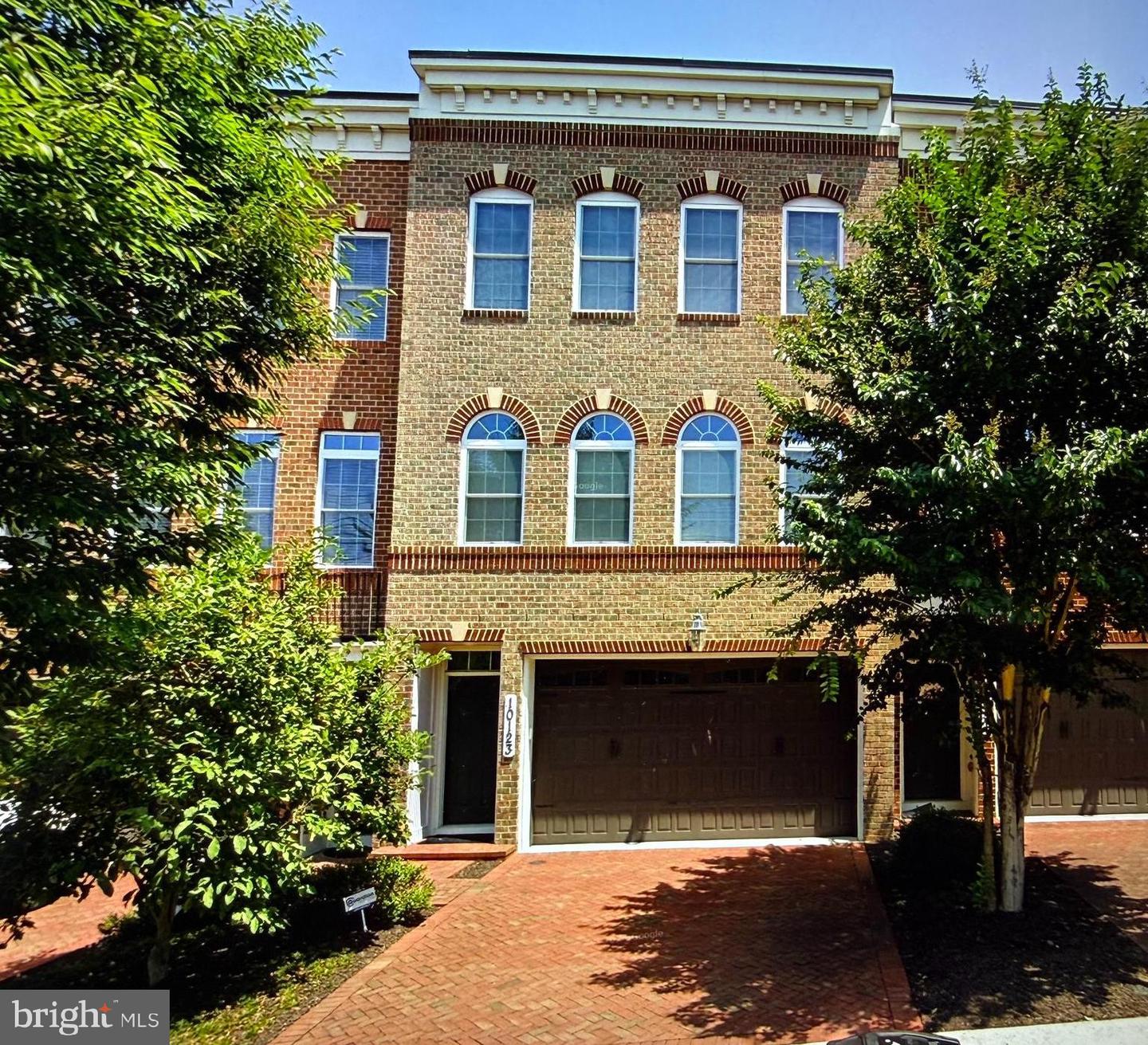 10123 Wootton Crest Way — photo