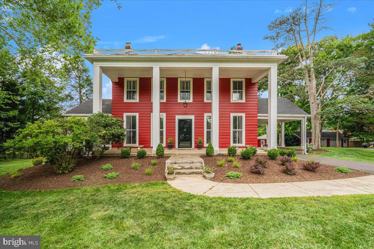 1401 Aintree Dr — photo