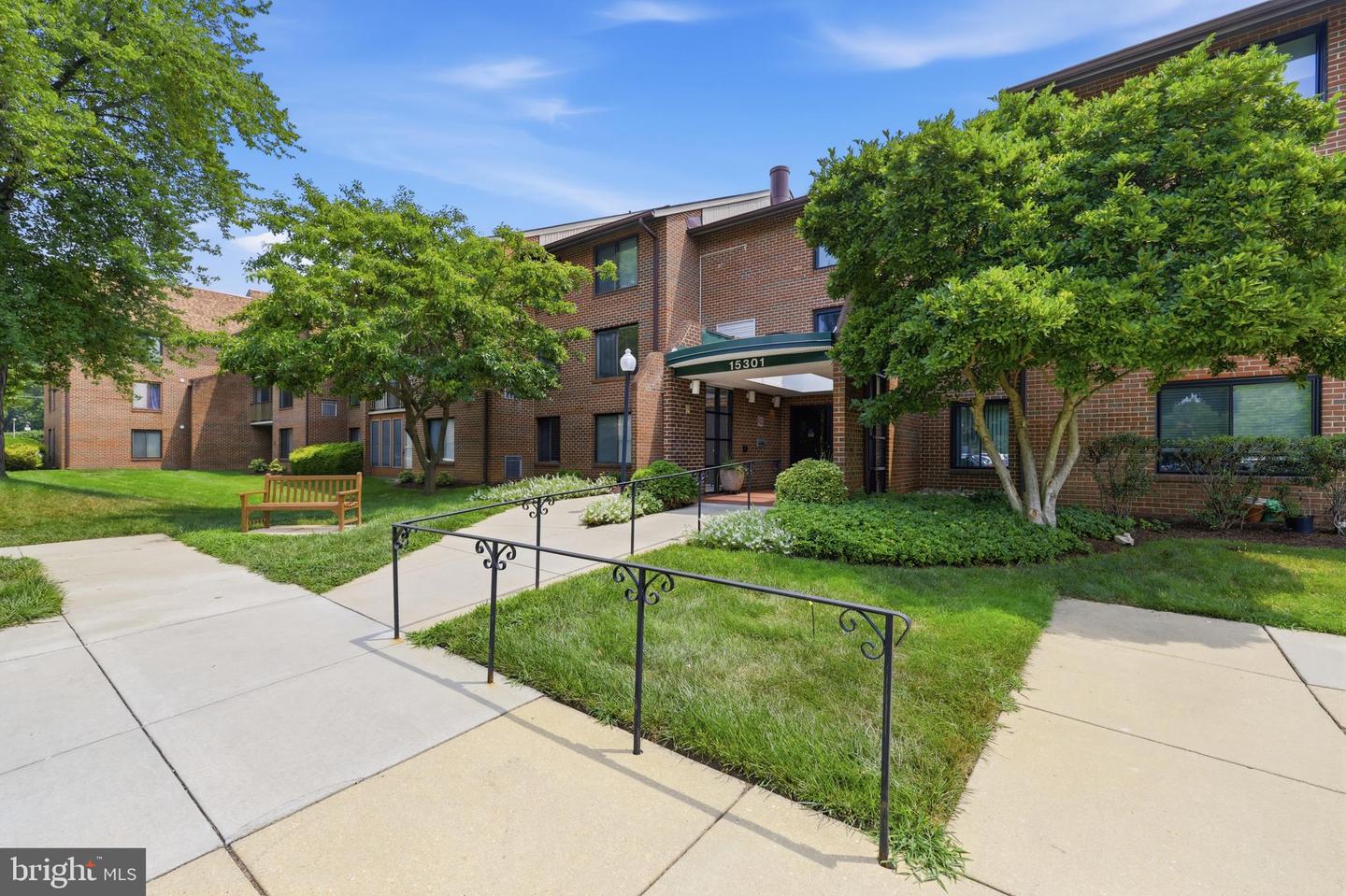 15301 Beaverbrook Ct #92-3G — photo