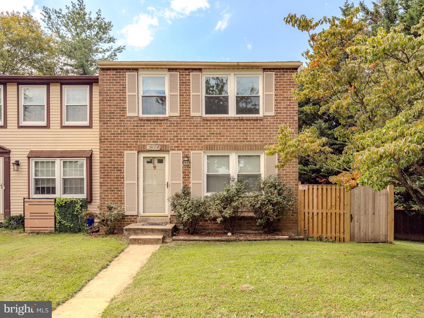 18008 Wagonwheel Ct — photo