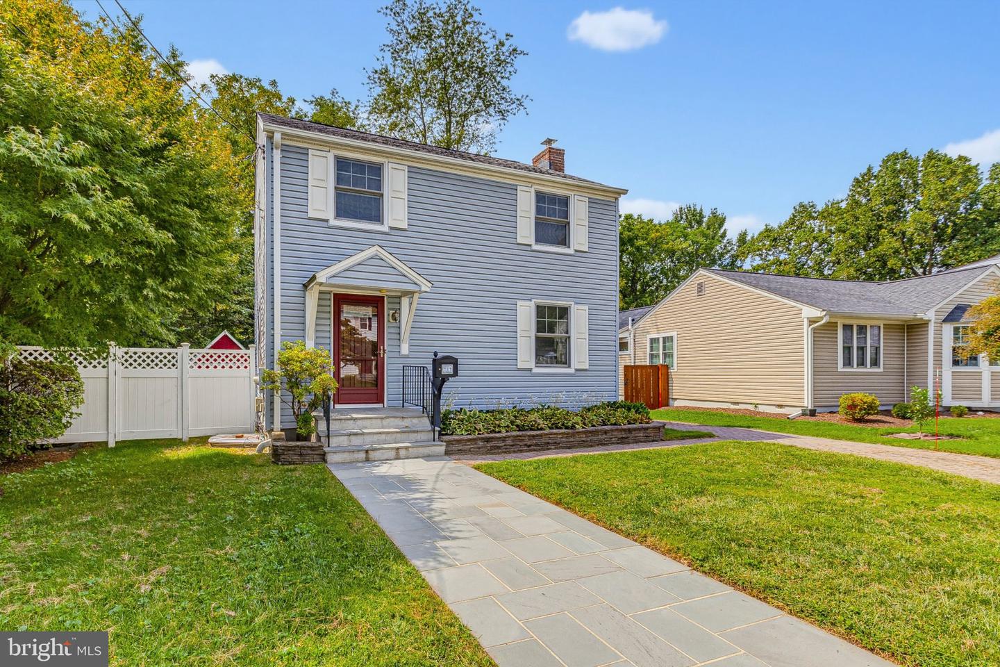 717 Mapleton Road, Rockville, MD 20850 — photo 2