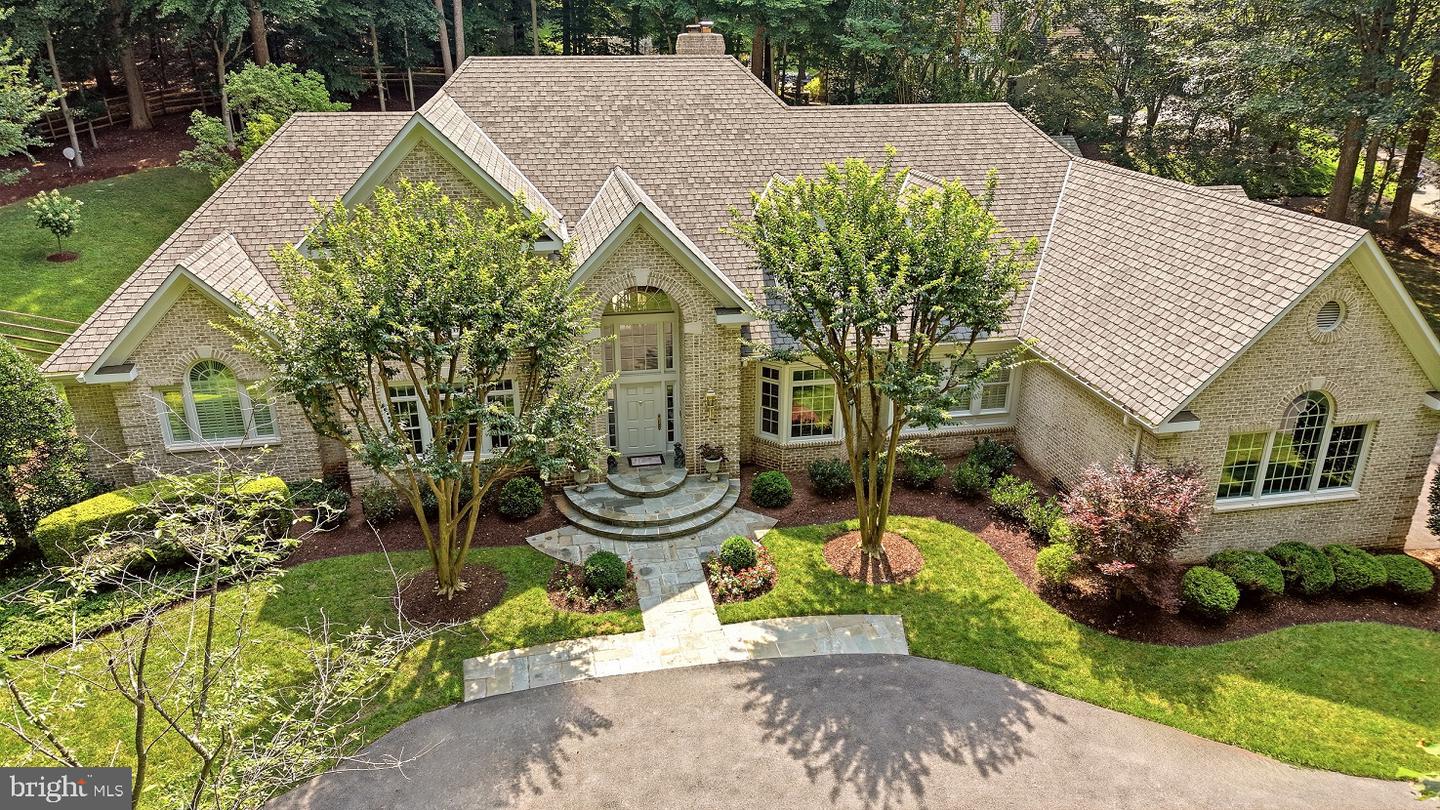 11216 River View Dr — photo