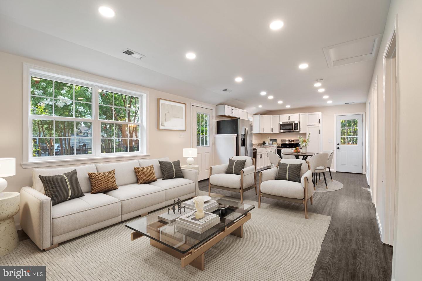 2921 Weisman Road, Silver Spring, MD 20902 — photo 2