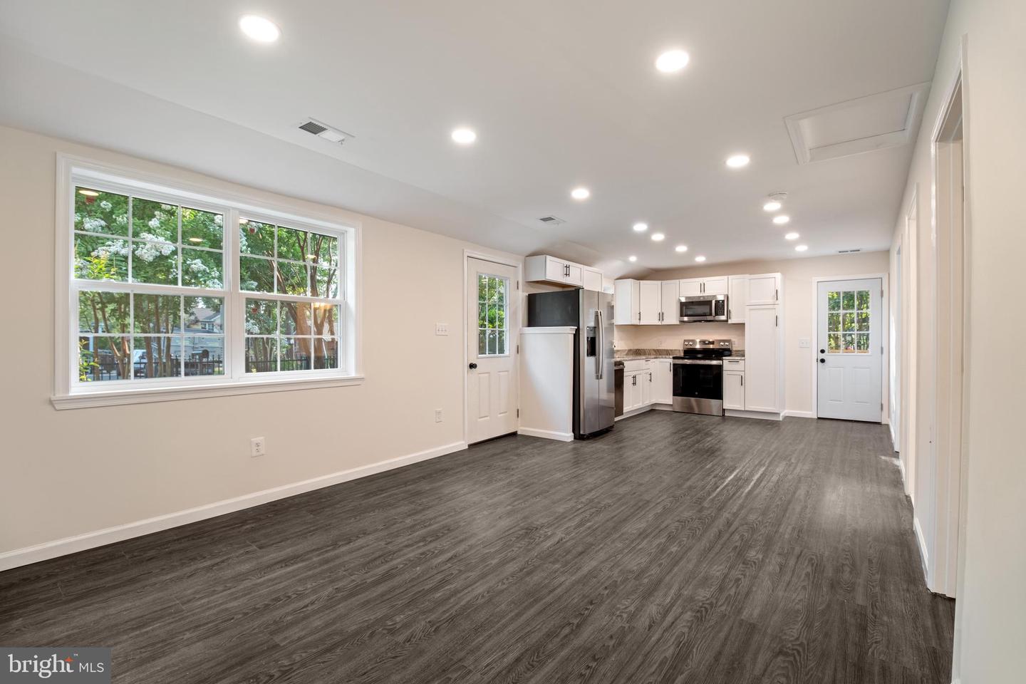 2921 Weisman Road, Silver Spring, MD 20902 — photo 3