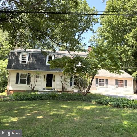 2429 Parallel Ln — photo