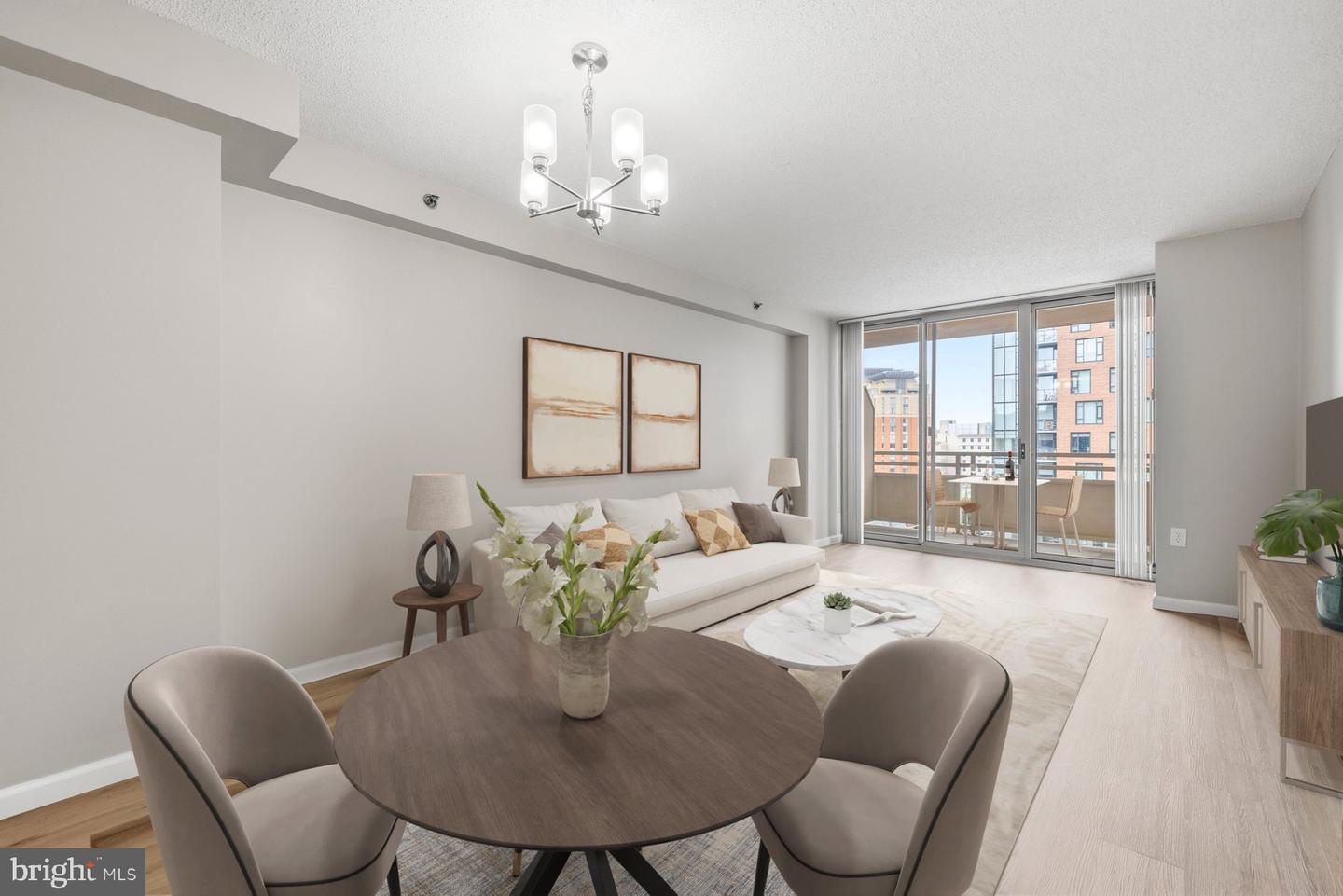 4801 Fairmont Ave #712 — photo