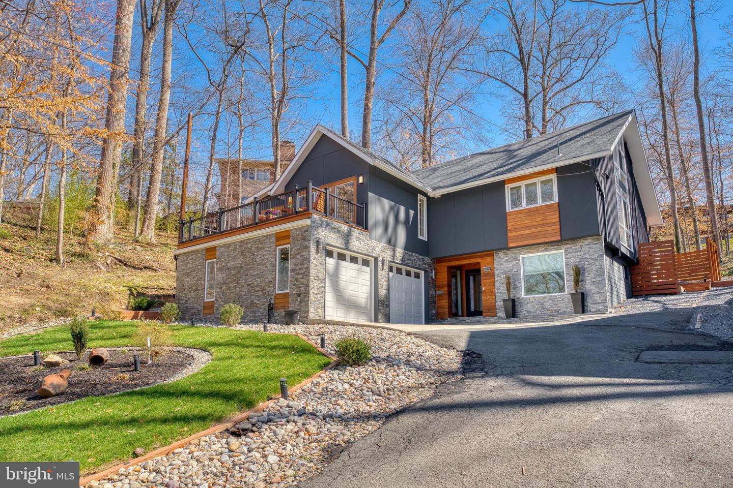 6522 Walhonding Rd — photo
