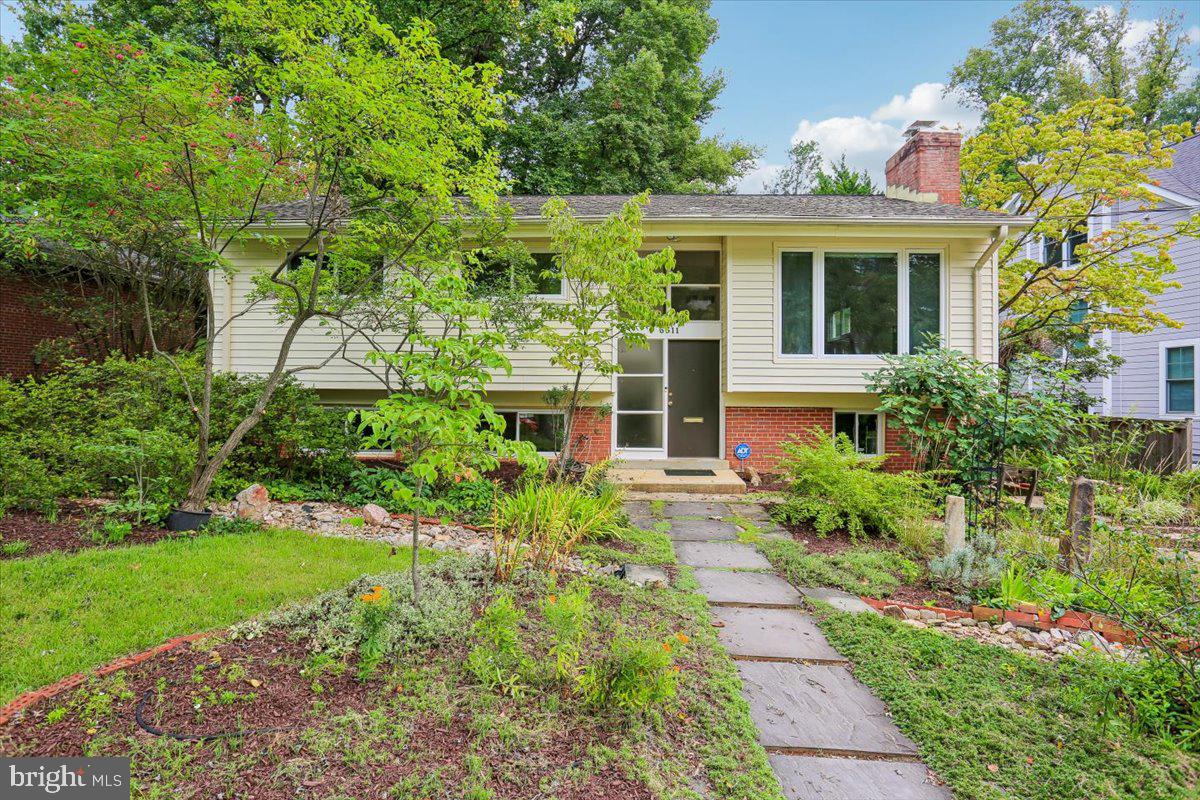 6511 Callander Dr — photo