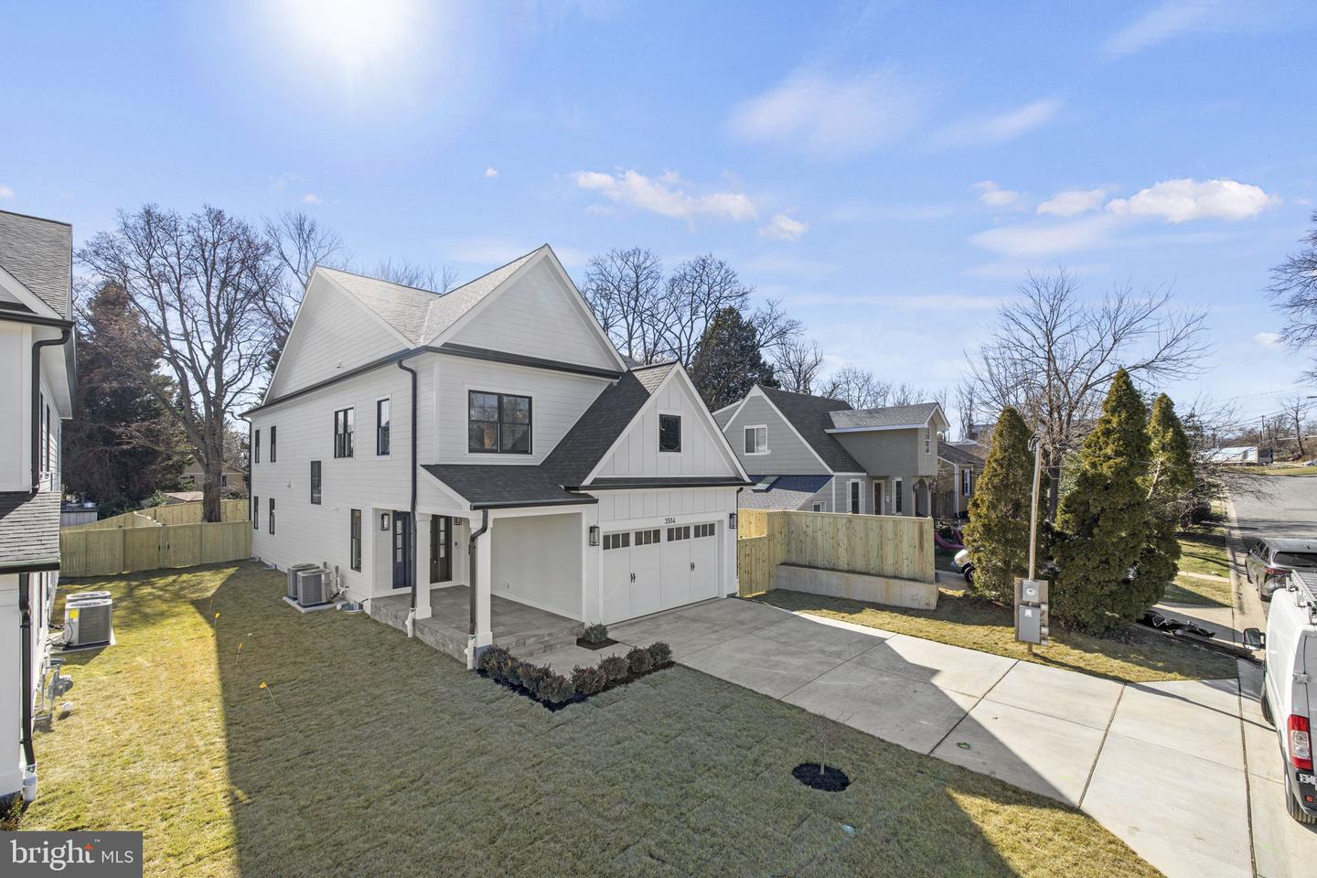 3514 Decatur Ave — photo