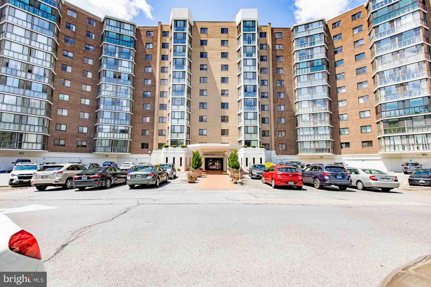15115 Interlachen Dr #3-309 — photo