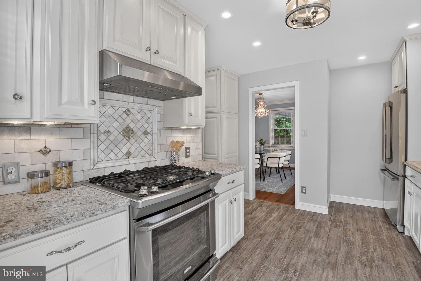 201 East Indian Spring Drive, Silver Spring, MD 20901 — photo 2